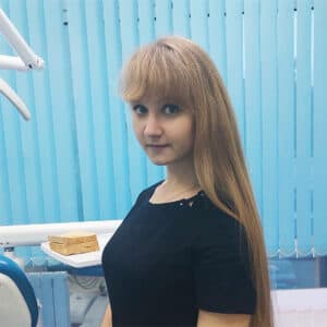 Логунова Полина Алексеевна, стоматолог-ортодонт
