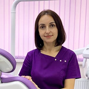 Пустошилова Лариса Николаевна, ассистент стоматолога